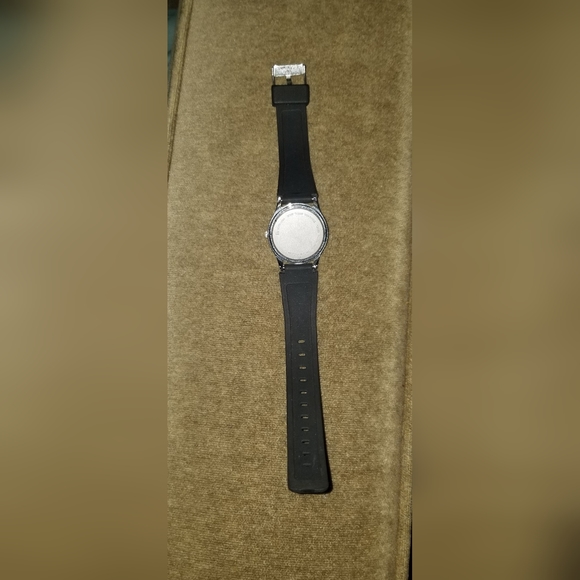 Vntg Disney Lorus Backwards Goofy Watch w/case - Picture 9 of 10